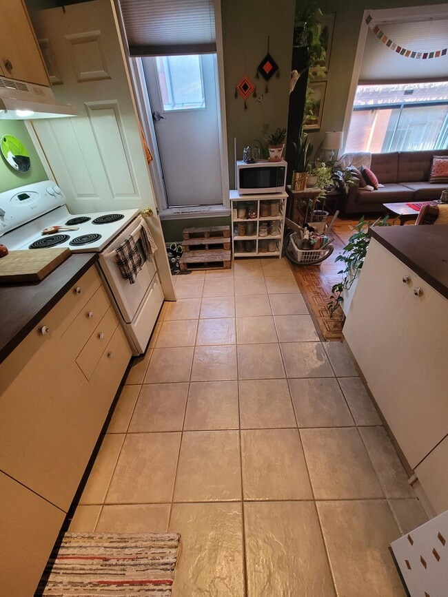 Photo - Gorgeous Two Bed in Durand Unité 102