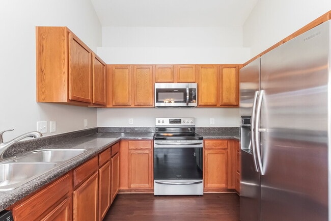 Photo - 3907 Hunter Hill Ln