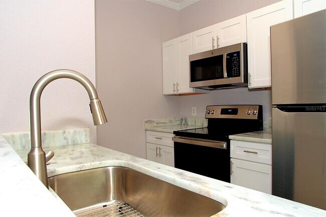 Photo - 3555 Conroy Rd Unit 1335