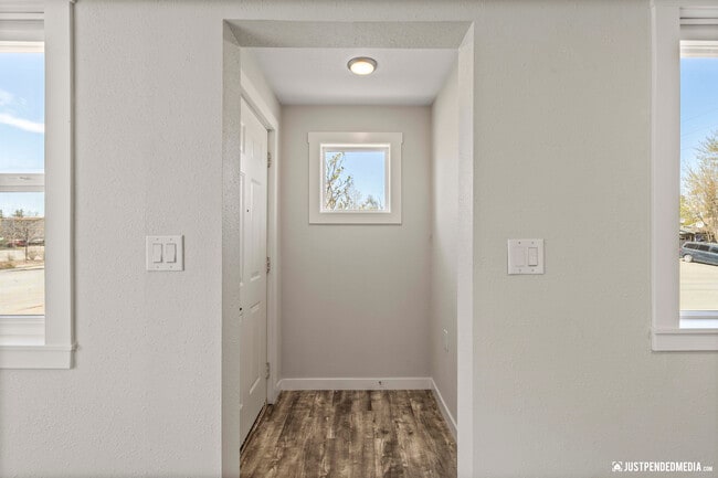 Photo - 1031 Juneau St Unidad 1031