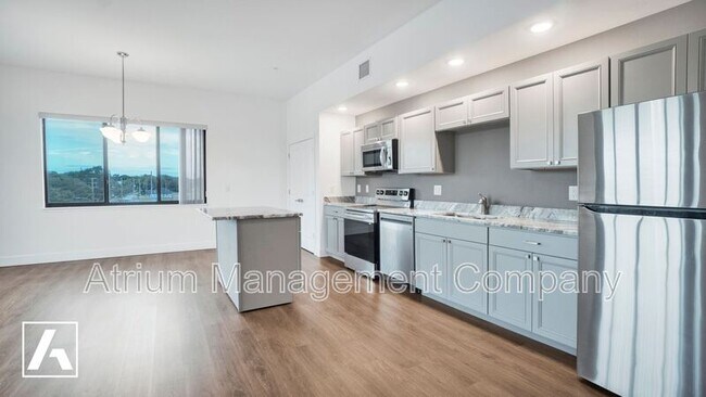 Photo - 100 N Dewey St Unit 303