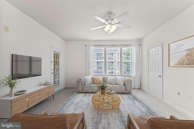Photo - 42470 Pennyroyal Sq Unit 204