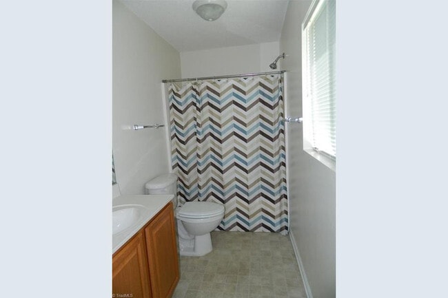 Photo - BEAUTIFUL 2 BED/ 2 BATH CONDO AVAILABLE NOW