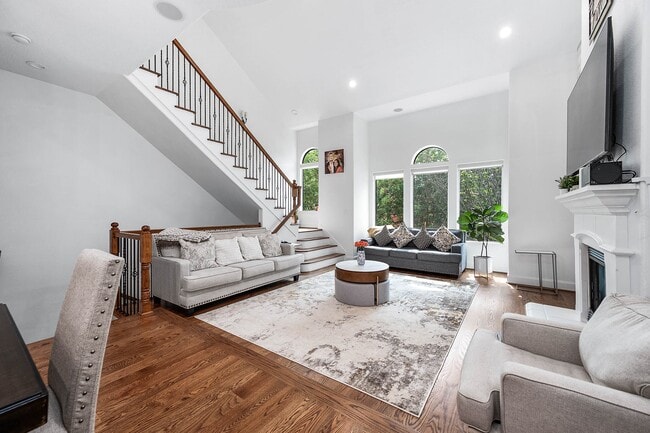 Photo - 620 Westcott St