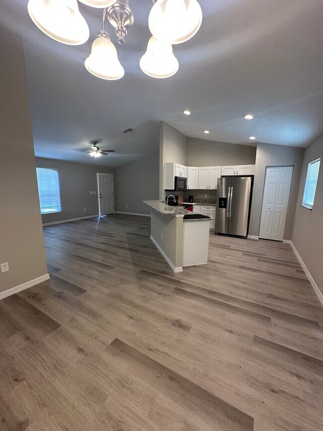 Photo - 4 Dogwood Drive Run