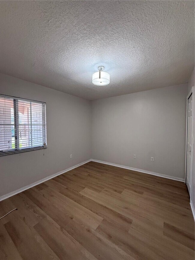 Photo - 1271 SE 28th Ct Unit 105