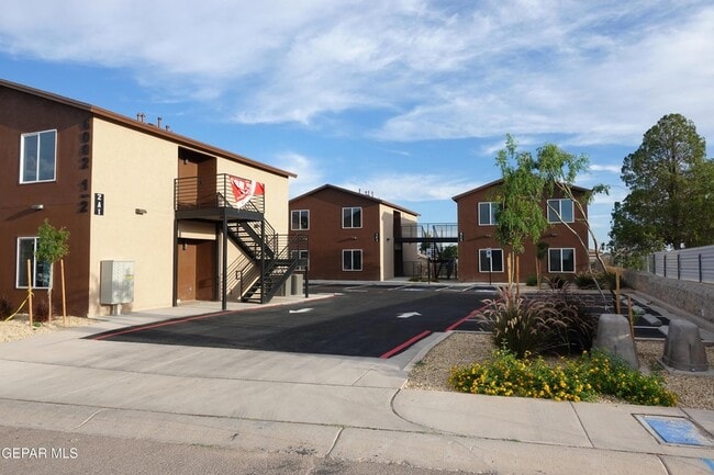 Building Photo - 6002 Pam McCall Ln Unit 5
