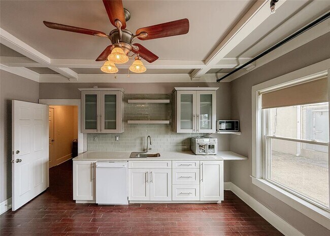 Photo - 1120 NW 51st St Unit 2