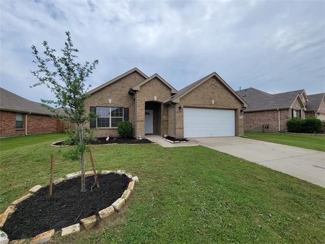 Building Photo - 2201 Willow Creek Dr