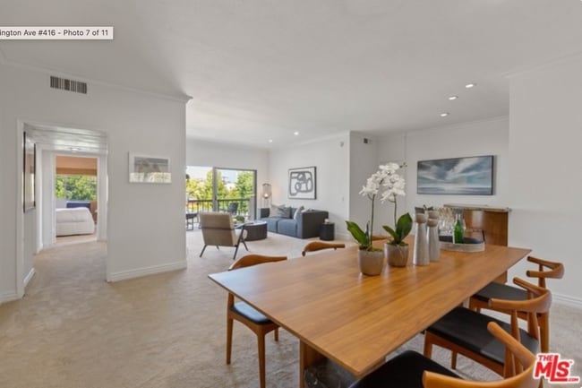 Open living space, separating bedrooms. - 612 S Barrington Ave Unit 416