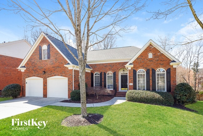 Photo - 1402 Holly Ridge Dr House