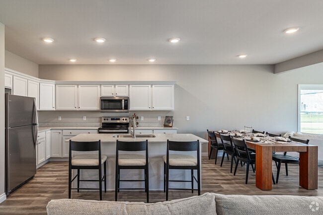 2BD, 2BA - 1369SF