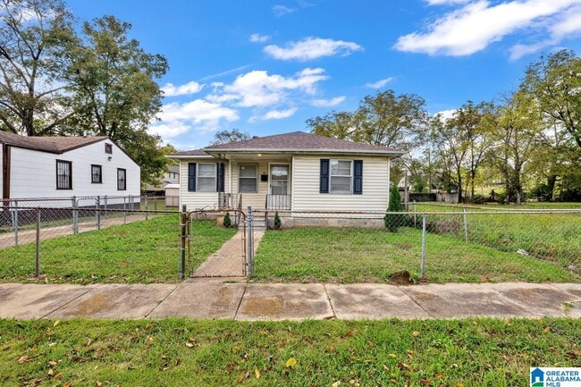 Photo - 972 53rd St N