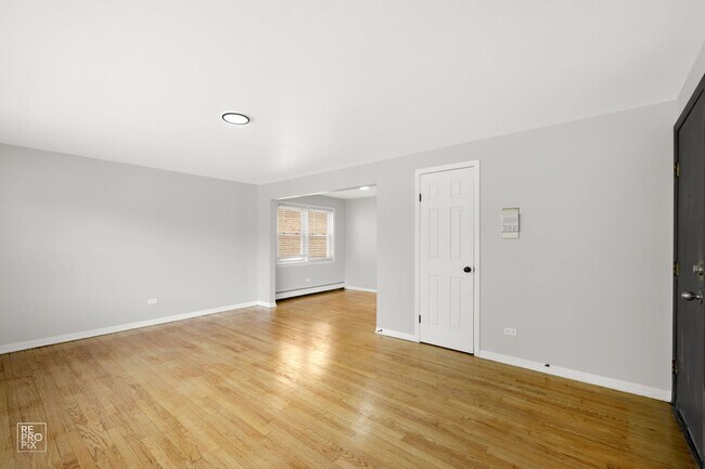 Photo - 8935-39 S Dauphin Ave Chicago, IL 60619