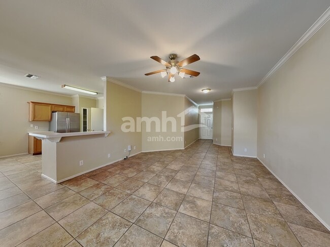Photo - 2326 Loquat Ln