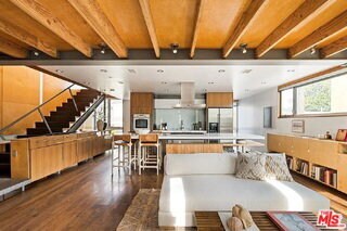 Photo - 724 Superba Ave