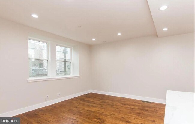 Photo - 1420 E Susquehanna Ave Unidad E