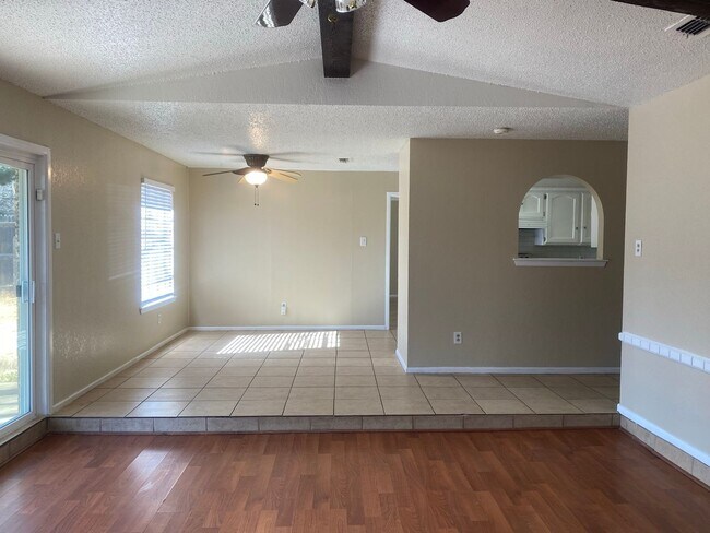 Photo - 3417 83rd Dr