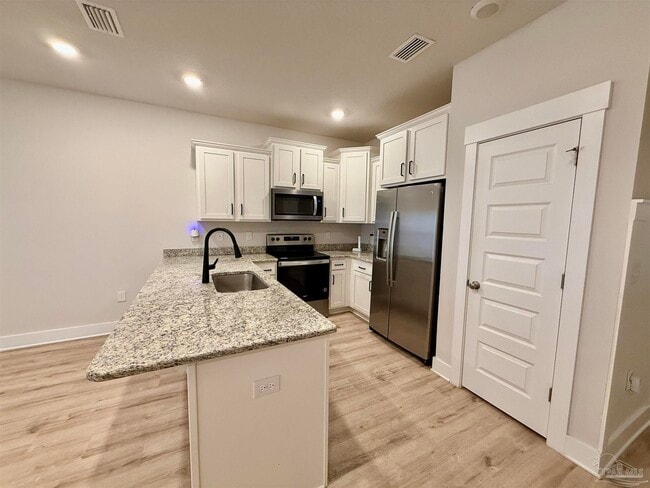 1471 Iroquois Ct