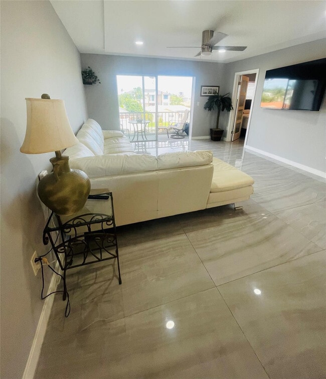 Photo - 777 Jeffery St Unit 302