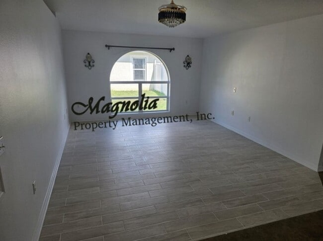 Photo - 1629 Pickard Cir