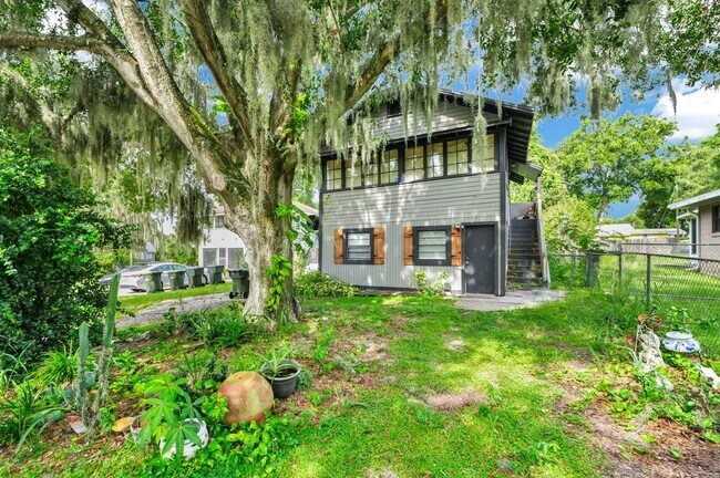 Building Photo - 634 4th St Rental