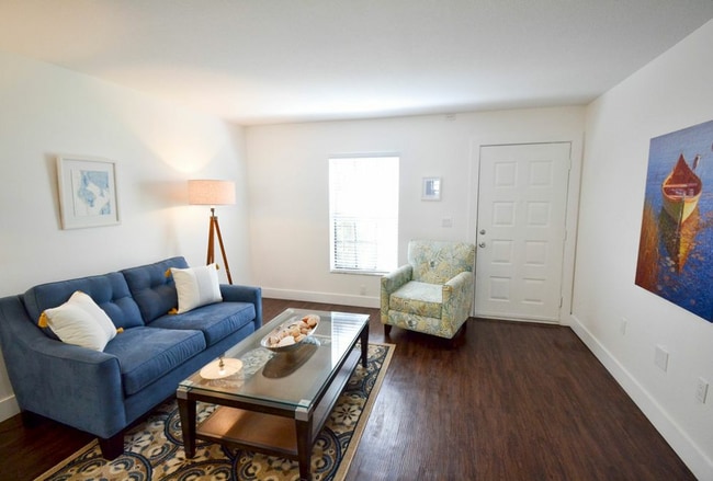 Living Room - Gandy Parkside Apartments