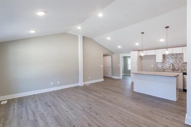 Photo - 4882 Sugar Pike Rd