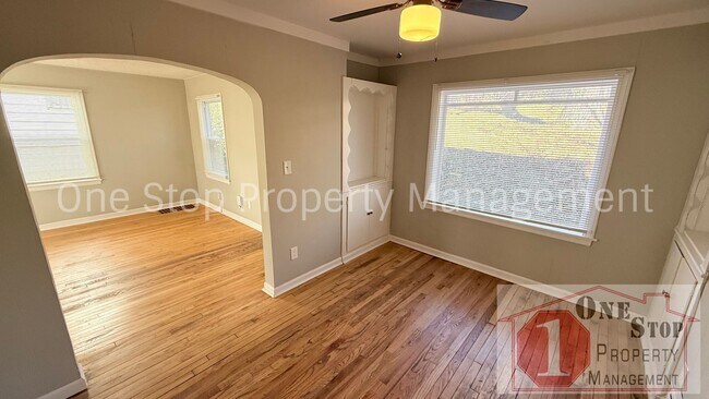 Photo - Beautiful 3 Bedroom 2 Bathroom in Kansas City