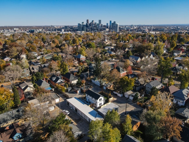 Photo - 3527 Clay St