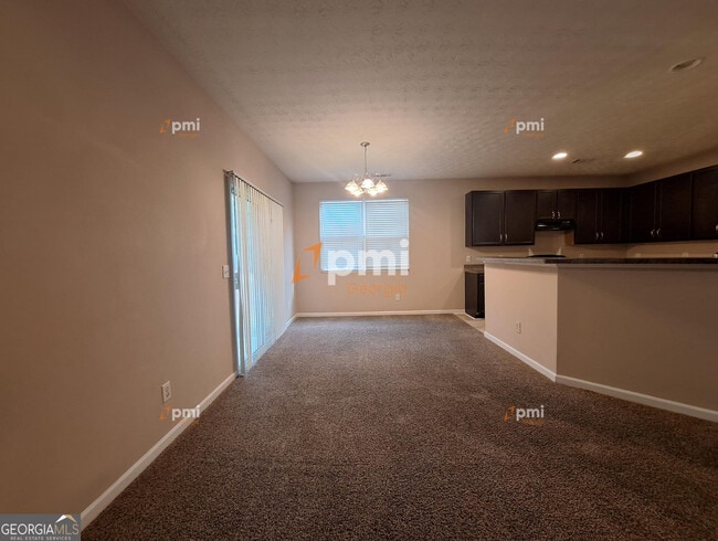 Photo - 5604 Sable Way