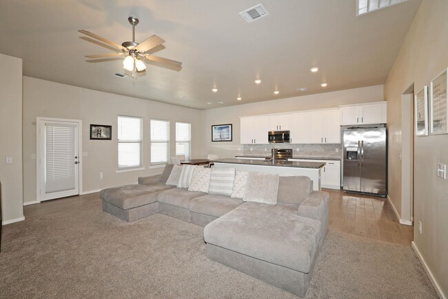 Photo - 7811 Bellamy Dr