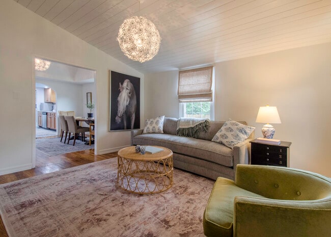 Photo - 385 Sherman Ave