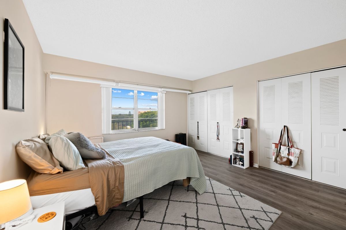 Photo - 3150 W Rolling Hills Cir