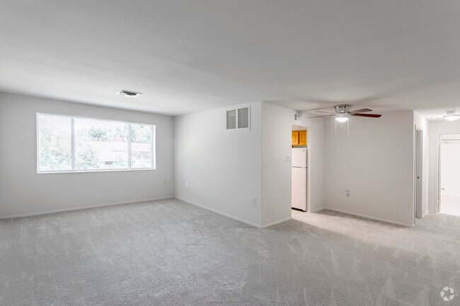1 BR, 1 BA - 720 SF