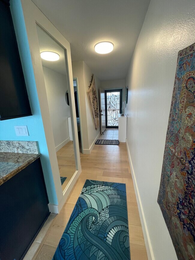 Santa Cruz 303
