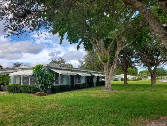 Photo - 277 W High Point Ct Unit Apt D