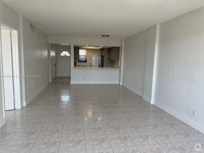 Building Photo - 1333 E Hallandale Beach Blvd Unit 444 Rental