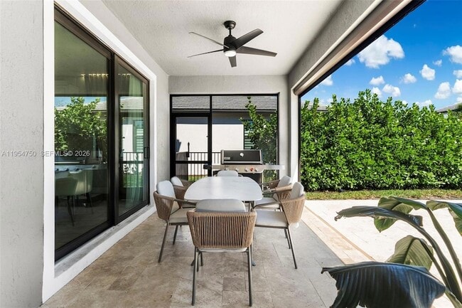 Photo - 4642 Pinehurst Trl W