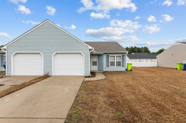 Photo - 123 Jerrett Ln