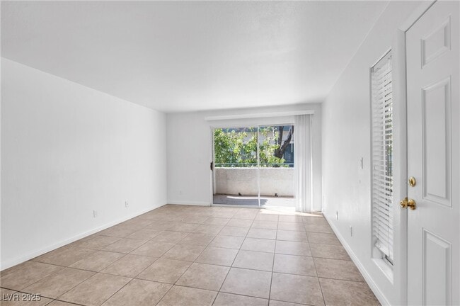 Photo - 3054 Tarpon Dr Unit 204