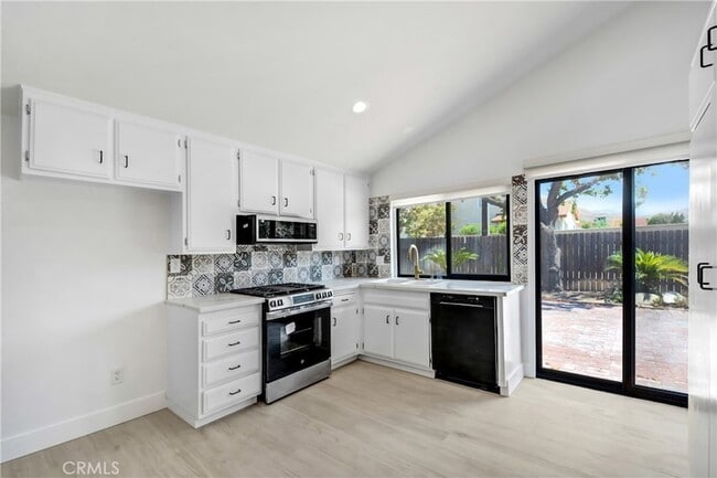 Photo - 2551 La Praix St