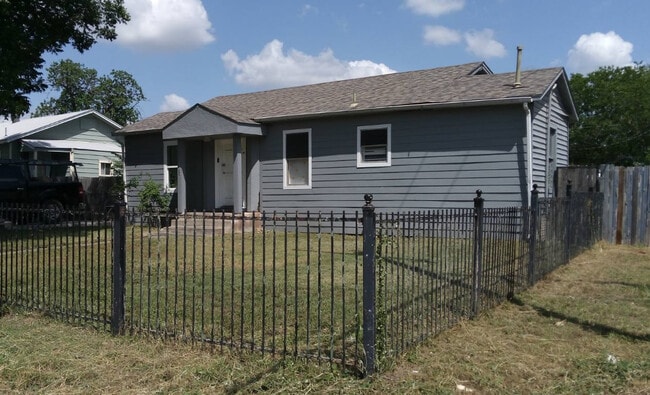 Building Photo - 302 Pennystone Ave Rental