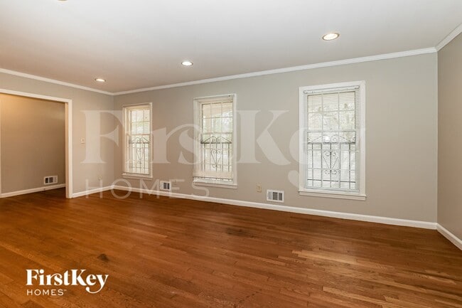 Photo - 3605 Carriage Way