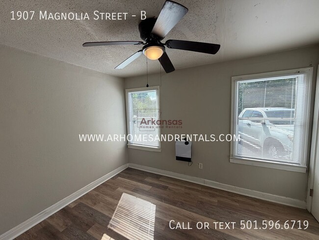 1907 N Magnolia St Unidad B