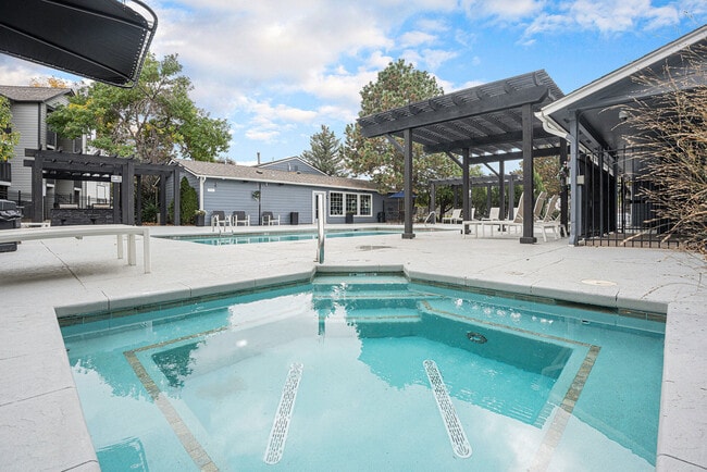 Photo - Village at Lionstone