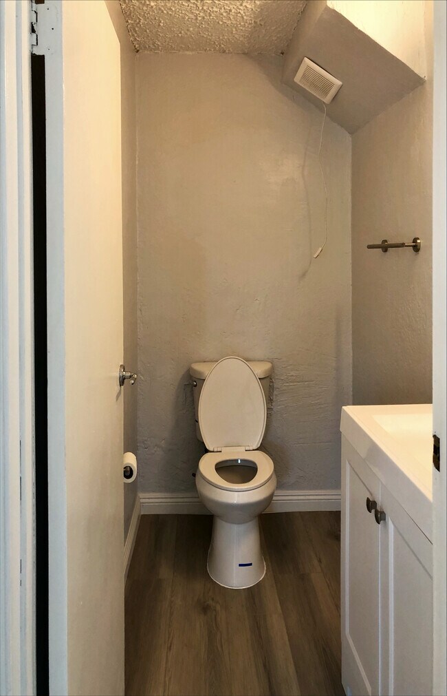 Photo - 401 Western Ave Unit 401 Western Ave