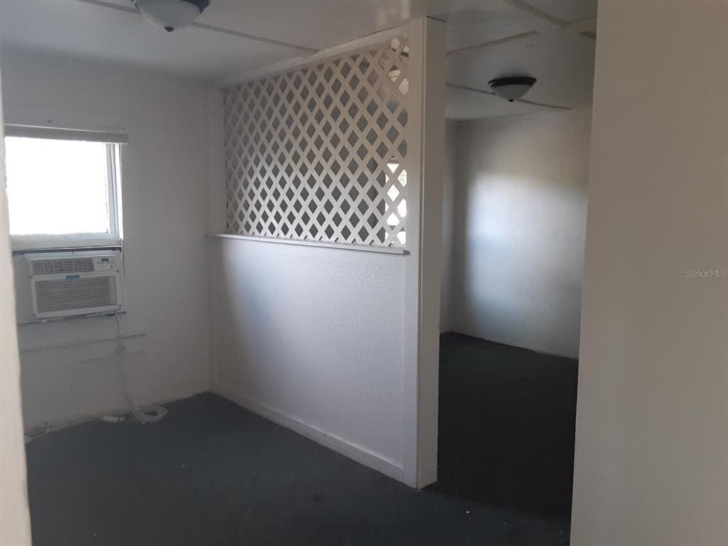 Photo - 414 1/2 S Miami St Unit Apt A