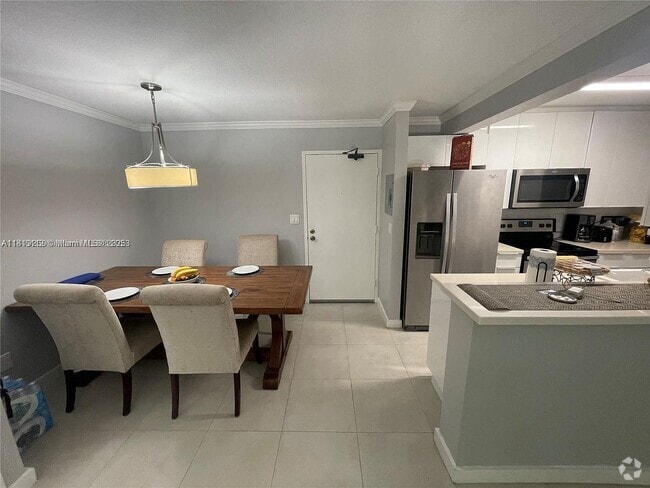 Building Photo - 2201 Brickell Ave Unit 16 Rental