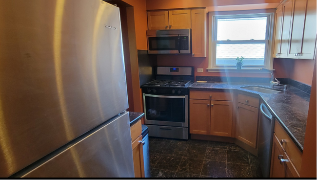 Photo - 6105 N Wolcott Ave Unidad 301